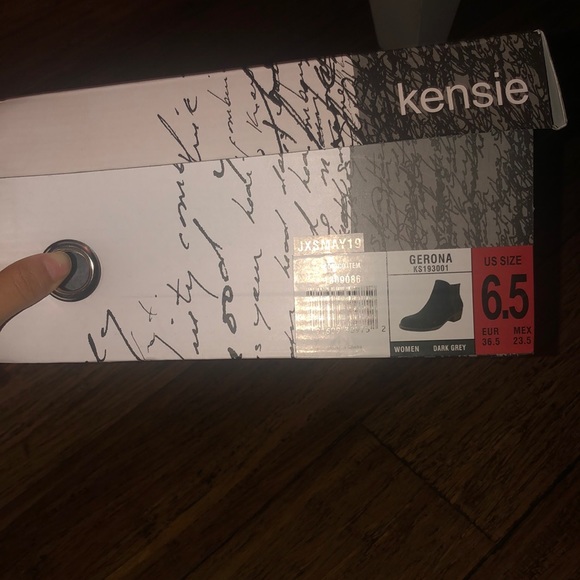 Booties - Picture 3 of 5